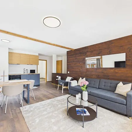 Alpine Family Retreat Near Saasfee Apartman